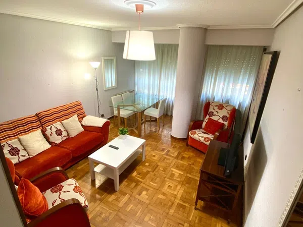 Piso en calle Camilo Alonso Vega, 16  a