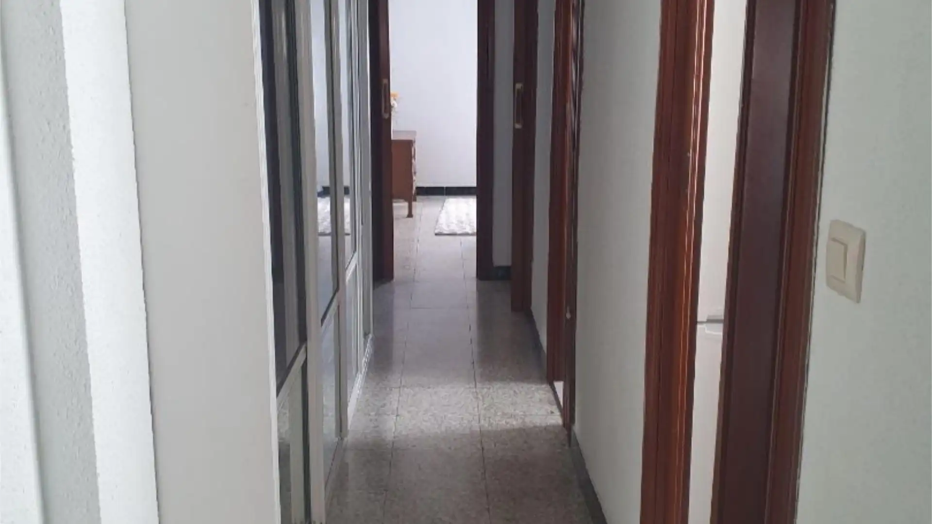 Piso en  Calle de Portugal 51 - Foto 8