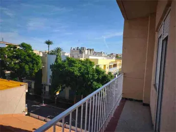Piso en Juan de Borbon - Foto 9