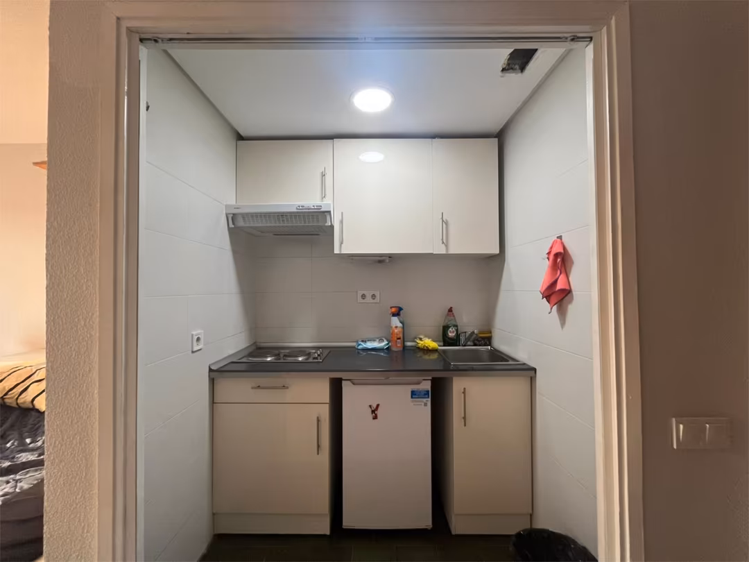 Estudio en  Calle de Mauricio Legendre 17 - Foto 6