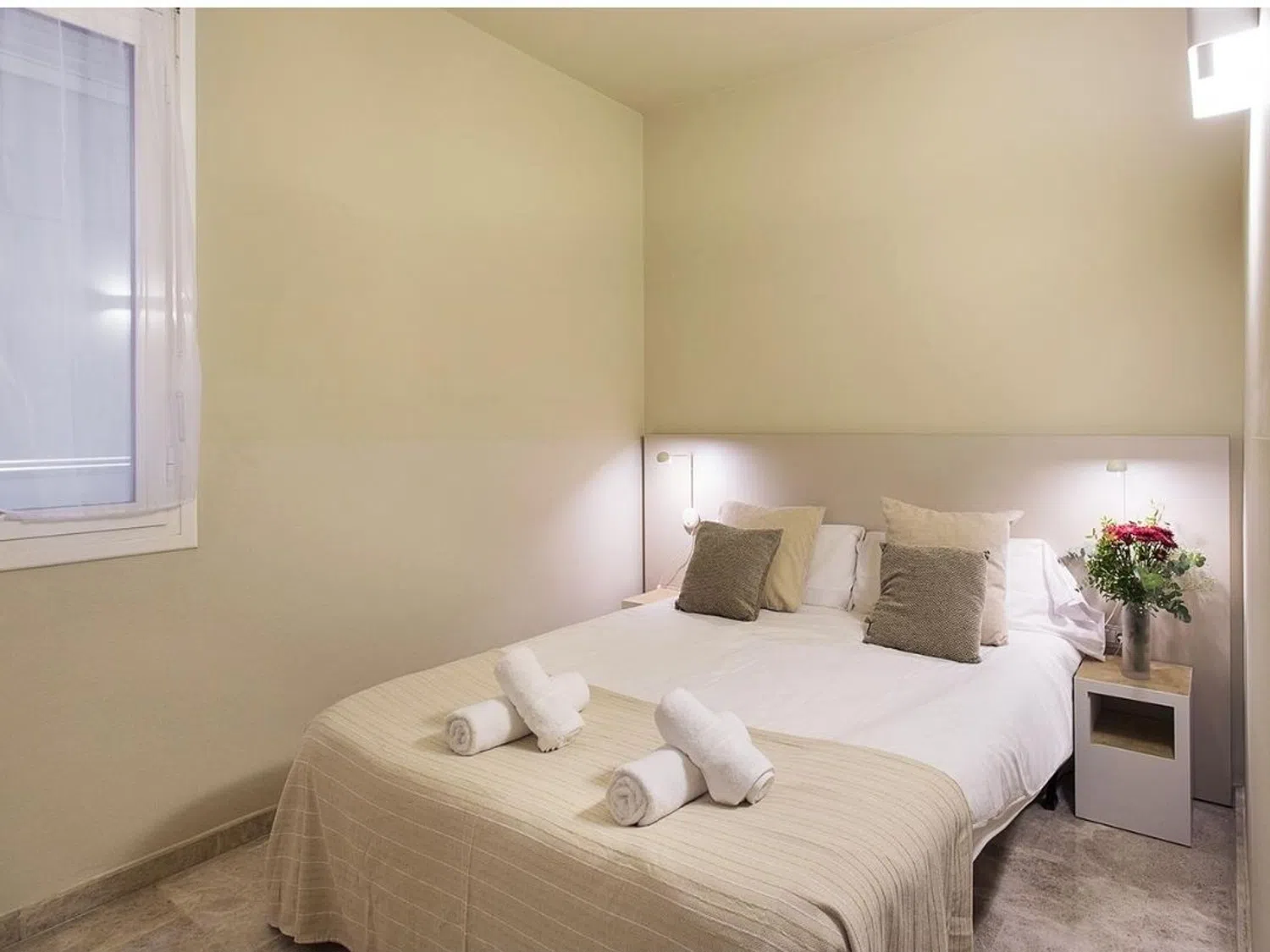 Piso en calle del Olmo, 13 - Foto 2