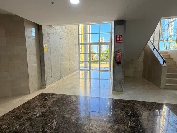 Piso en Calle Presidente Adolfo Suárez, 22 - Foto 3