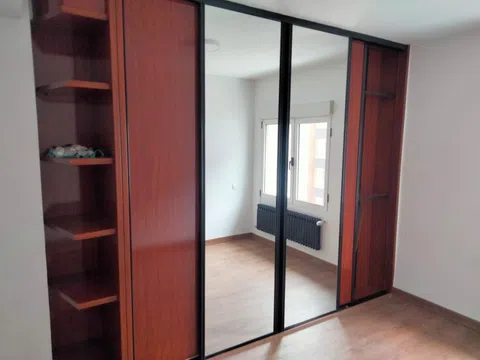 Piso en avenida Valentín Masip, 3