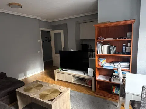 Piso en calle de la vía, 15