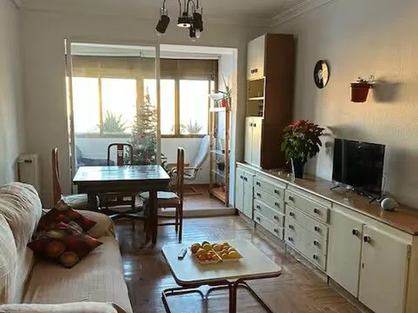 Ático en calle de Valencia, 19