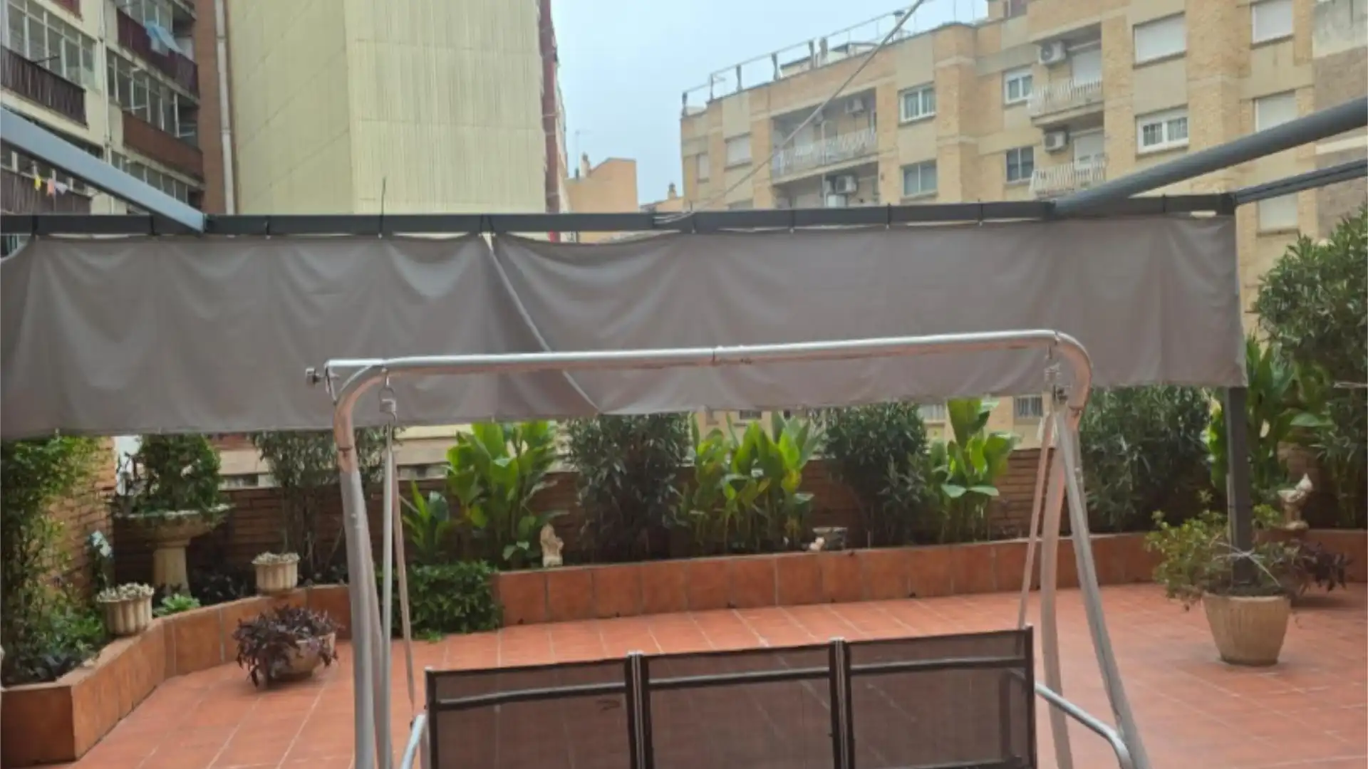 Piso en  Carrer Joan Miró 1 - Foto 1