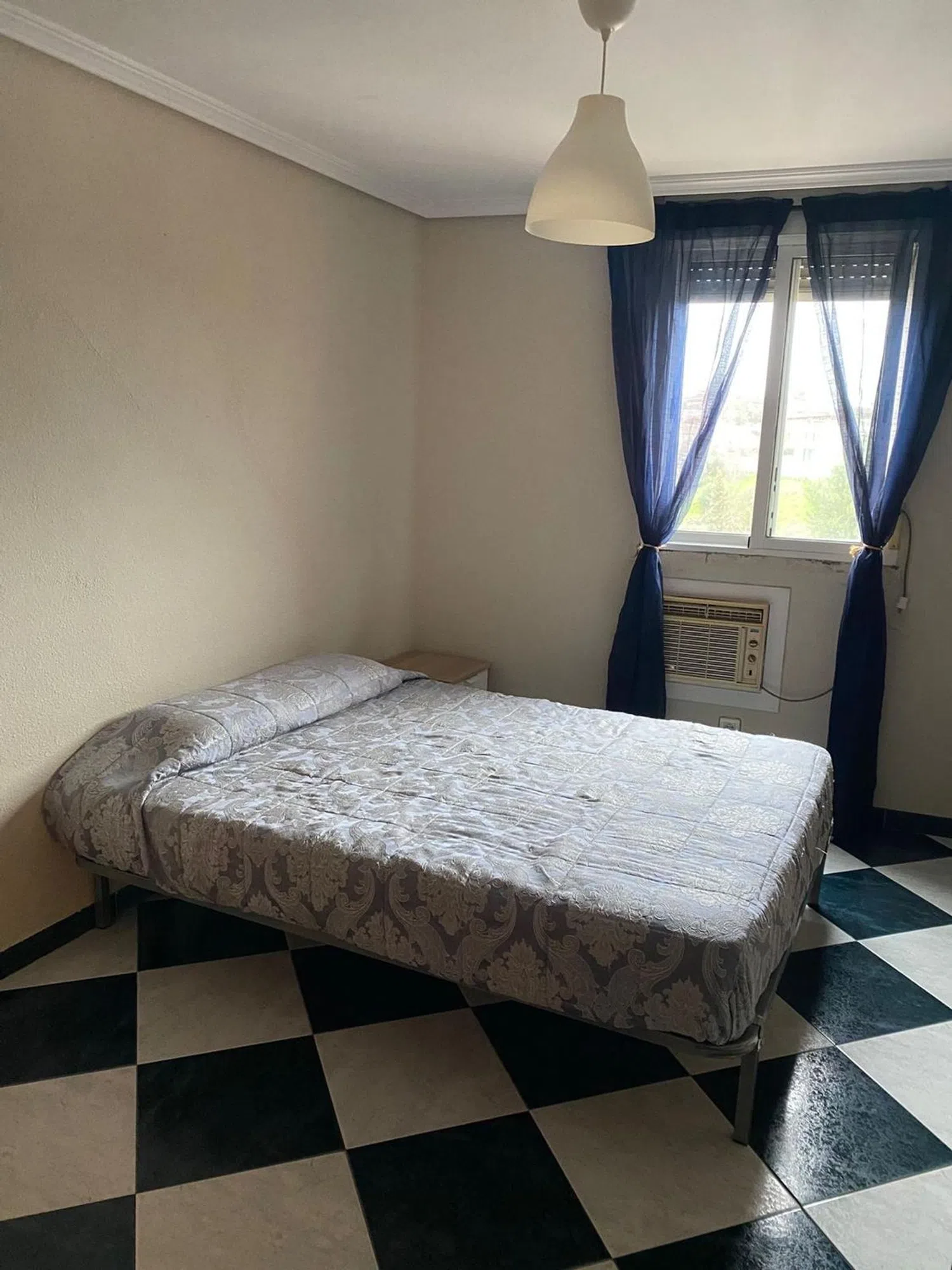 Piso en calle Madres Escolapias, 21 - Foto 4