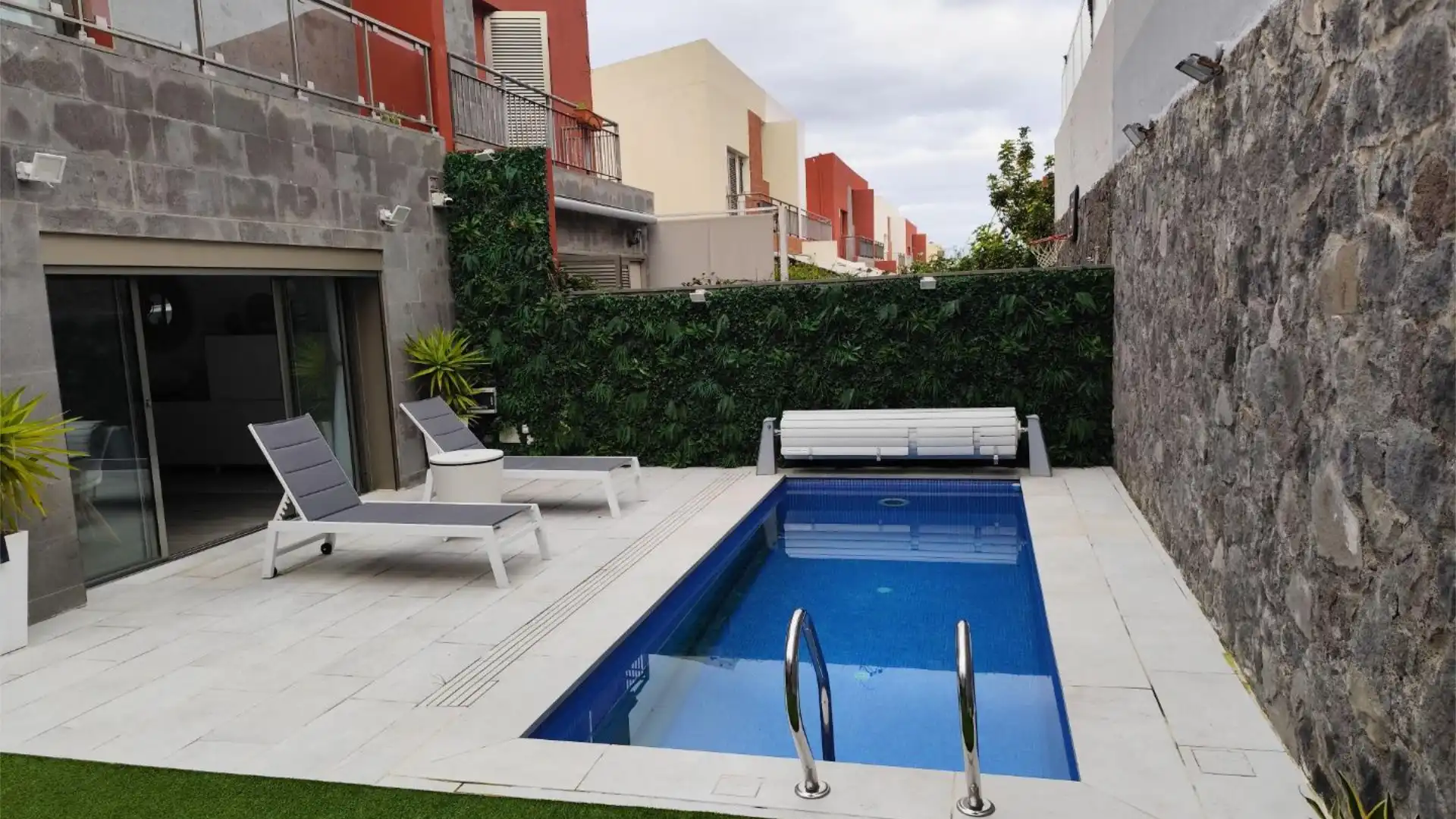 Casa adosada en  Calle Francisco de La Torre 31 - Foto 53