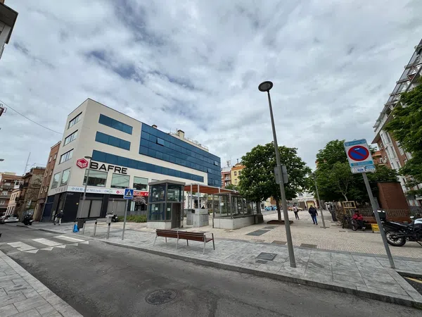 Piso en plaza Julián Marías, 1