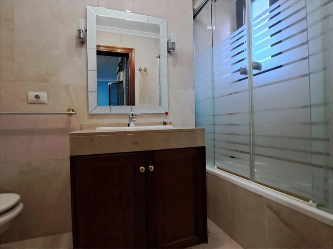 Piso en  Calle Pino Ojeda Pintora-Poeta 4 - Foto 10