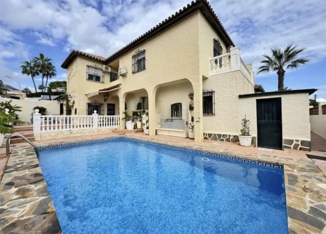 Chalet en  Calle Poniente 3 - Foto 1