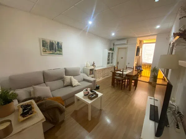 Piso en venta en Calle de Tirso de Molina, 1