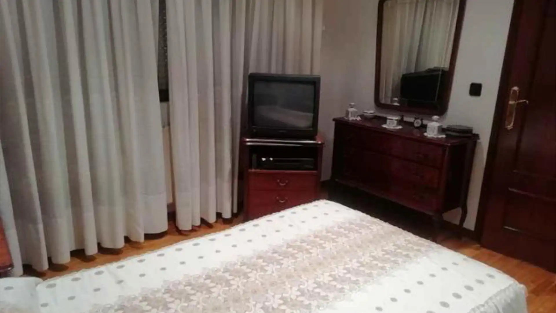 Piso en Ciudad Naranco - Foto 6