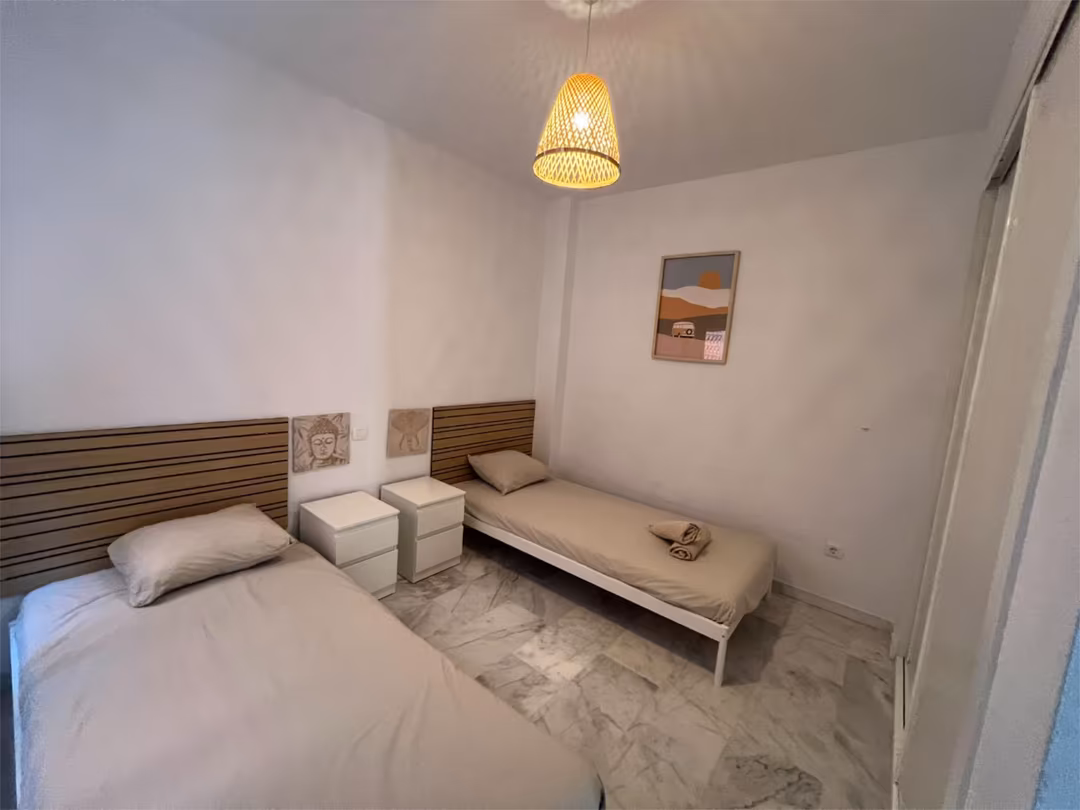 Piso en  Avenida Aljaima 15 - Foto 25