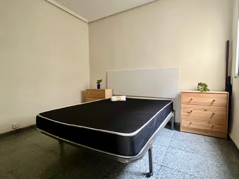 Piso en calle de Sant Domènec Savio, 12 - Foto 4