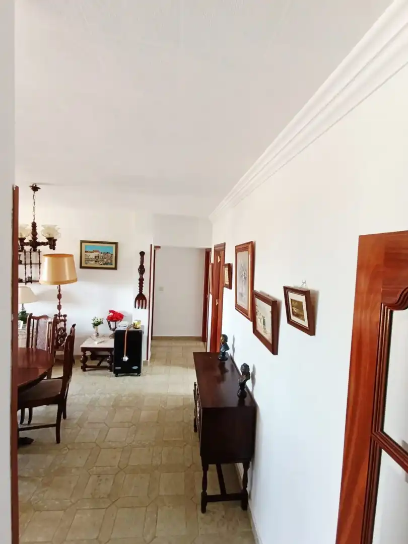 Piso en  Avenida Juan Sebastián Elcano 141 - Foto 9