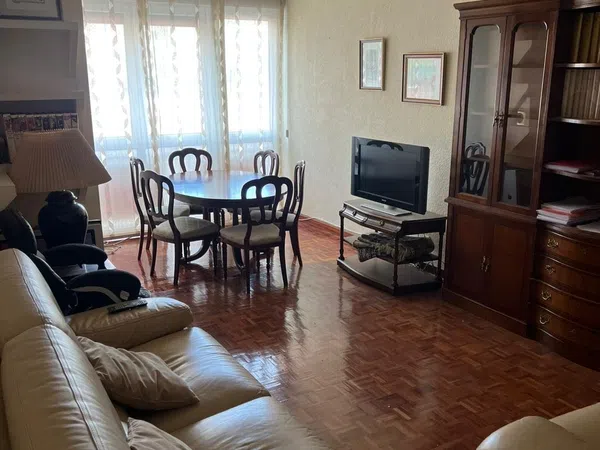 Alquiler de piso en Calle de Iturrama, 16 - Foto 1