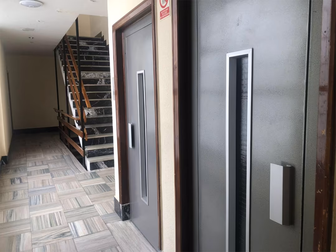 Piso en  Calle de Galileo 47 - Foto 14