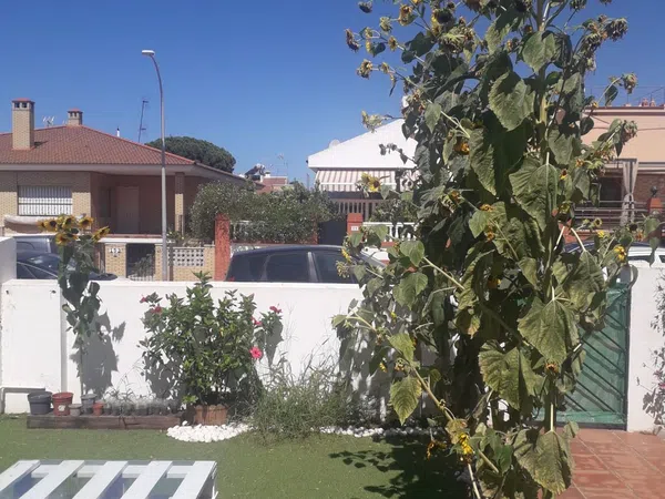 Chalet adosado en Mazagón - Foto 3