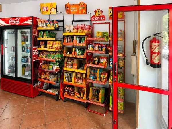 Local en Panadería en Calle Médico Vicente Reyes, Garbinet - Parque de las Avenidas - Foto 6