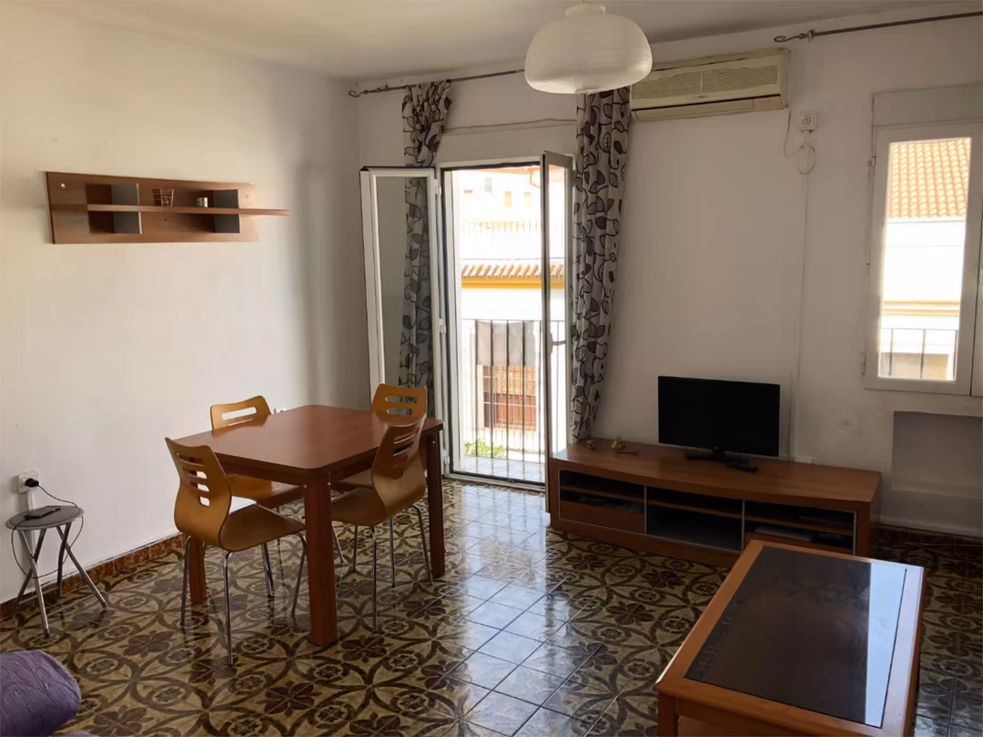 Piso en  Calle Mayor de Santa Marina 8