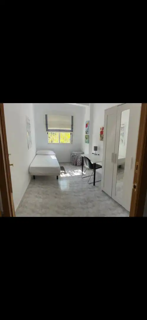 Piso en  Calle Verdiales 1 - Foto 2