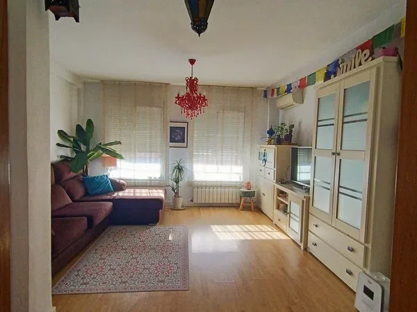 Piso en calle Santa Mónica, 7