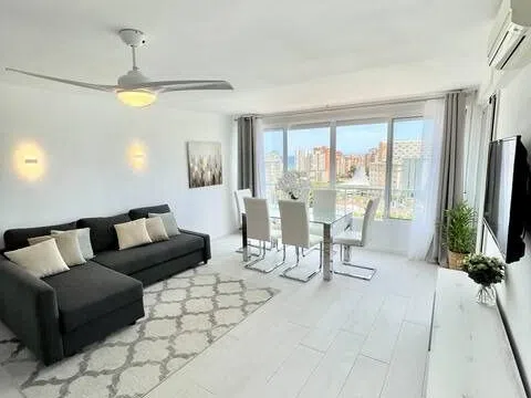 Piso en avenida Benidorm, 18