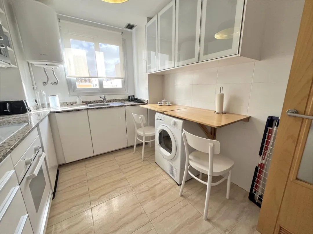 Piso en  Carrer del Pare Guillem Vives 4 - Foto 13