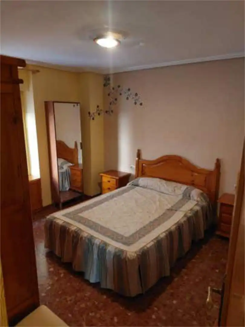 Piso en Barrio San Luis - Foto 4