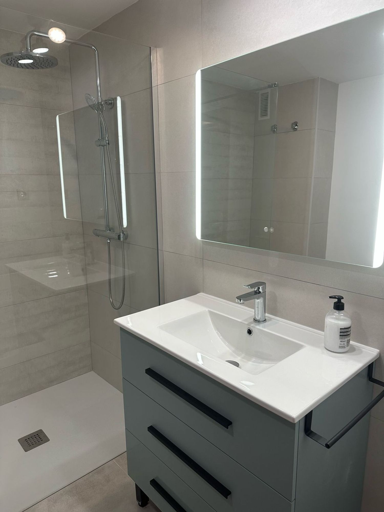 Piso en calle Doctor José Luis de la Vega, 12 - Foto 3