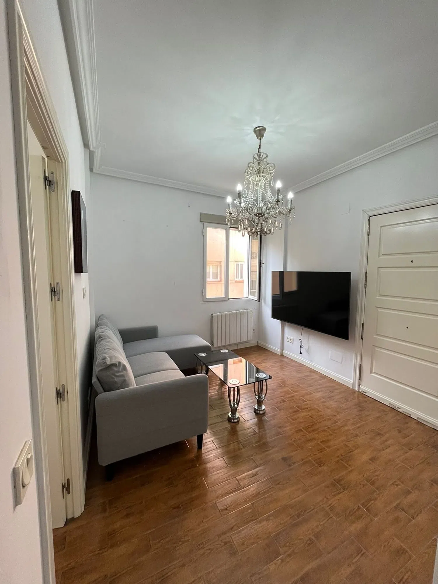 Piso en calle de Amaniel, 10 - Foto 1