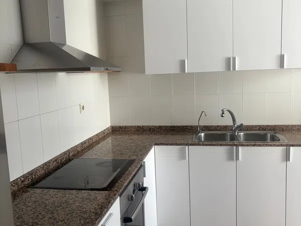 Piso en calle d'Emilio Lluch, 24