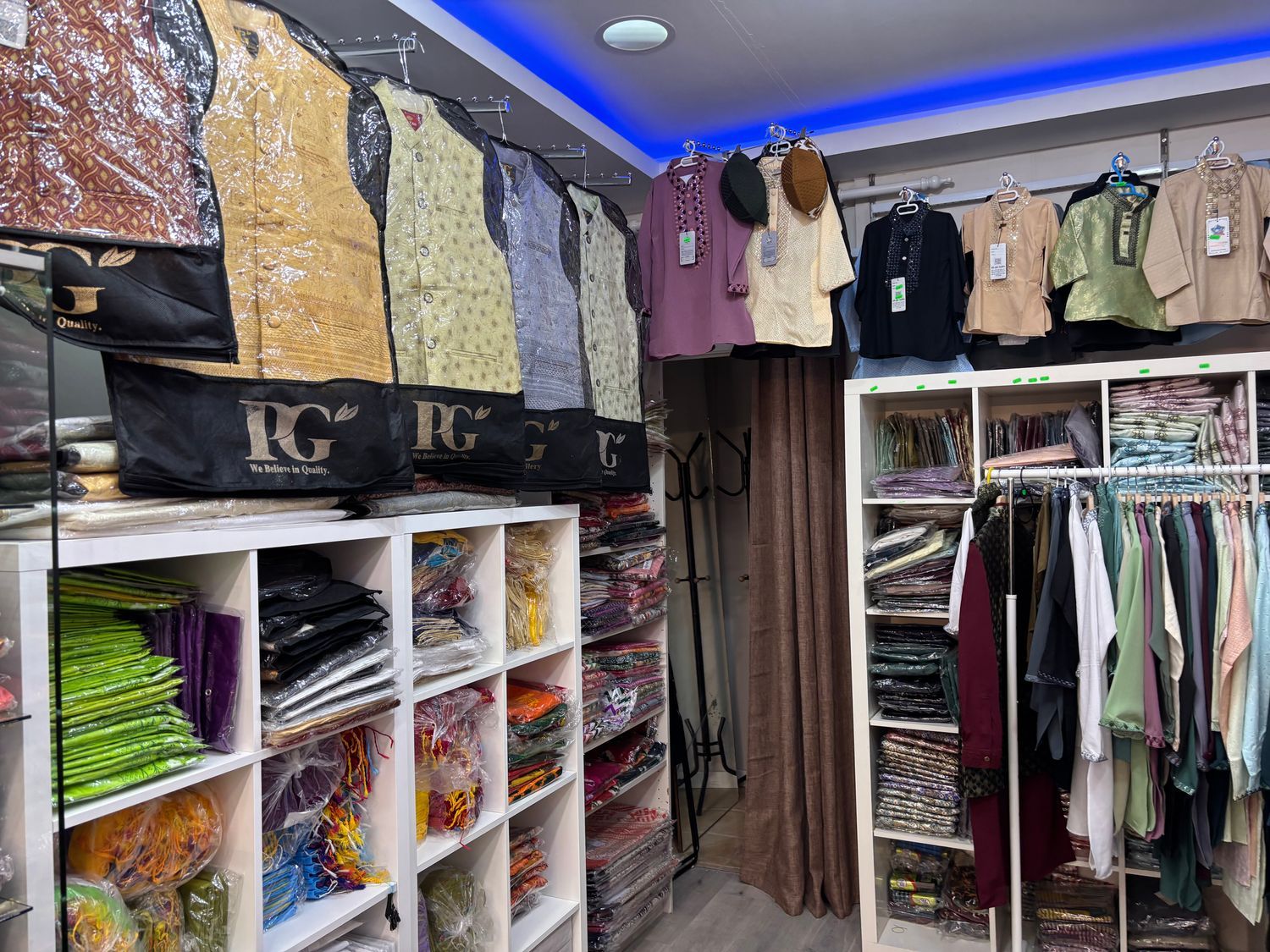 Tienda de ropa en traspaso en Avenida de la Generalitat, 82 - Foto 8