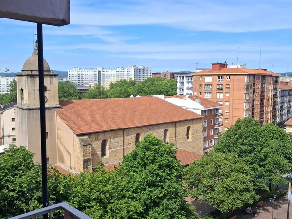 Piso en Plaza Elizateko, 5, Bagatza - S. Vicente, Bagatza - S. Vicente - Foto 1