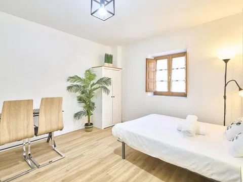 Estudio en calle Traviesa, 22