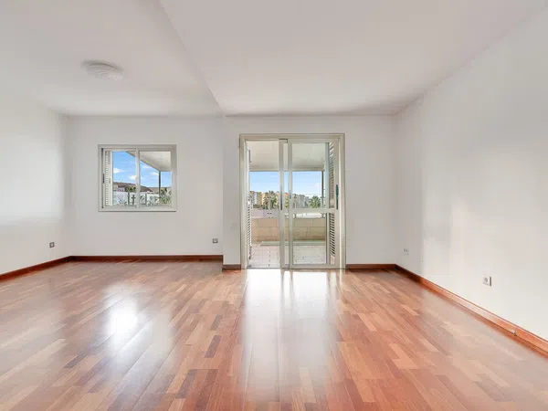 Chalet pareado en avenida Ansite, 11