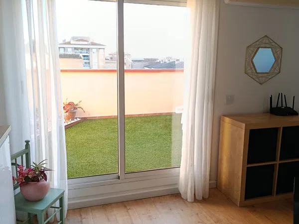 Estudio en calle de Mercè Rodoreda, 35 - Foto 3