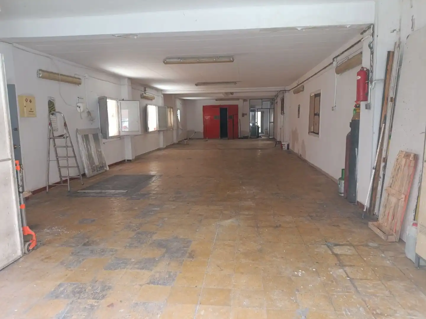 Local comercial en  Carrer de Nàpols 31 - Foto 4