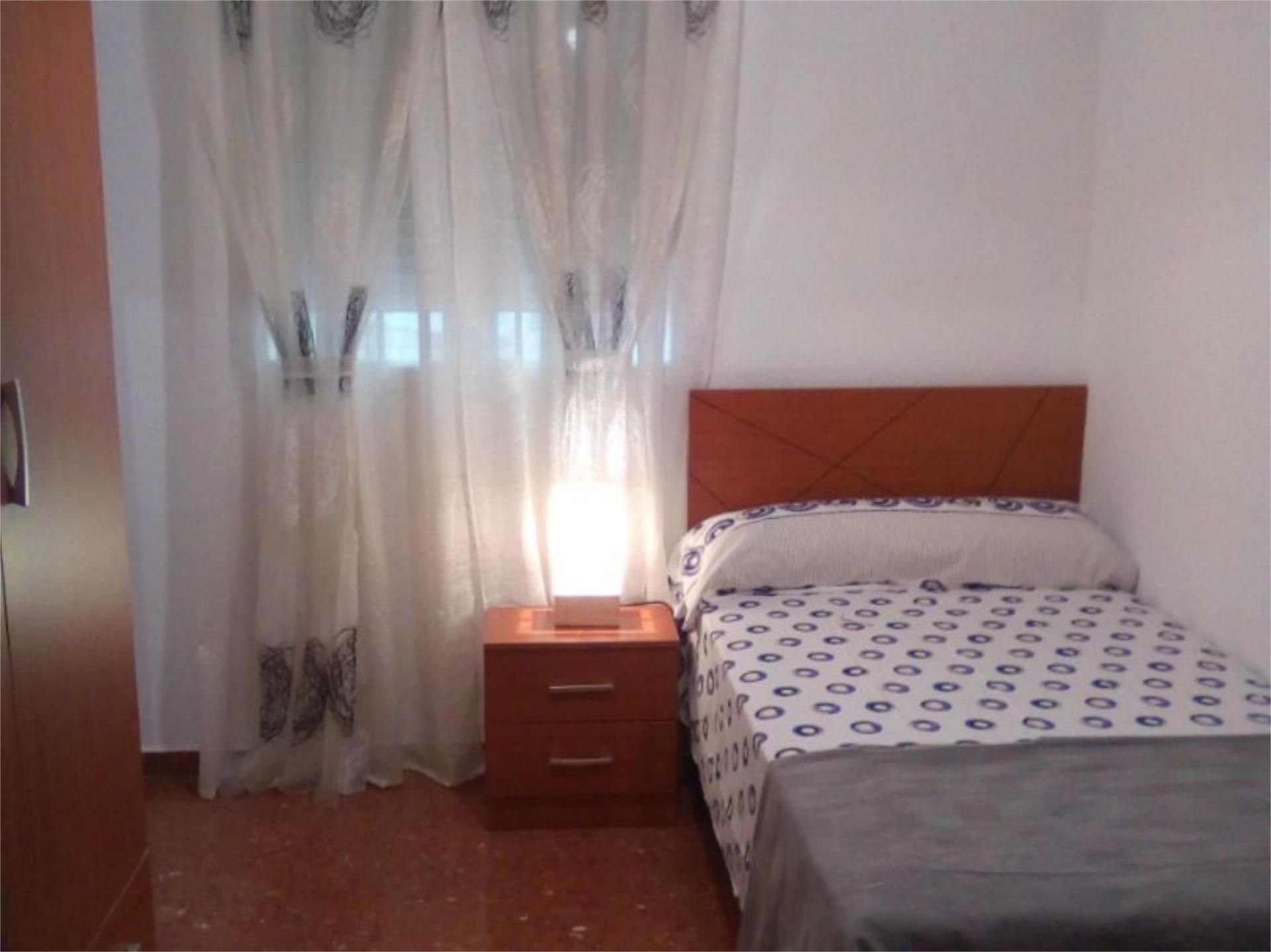 Piso en  Plaza Pintor Isidoro Marín 4 - Foto 11