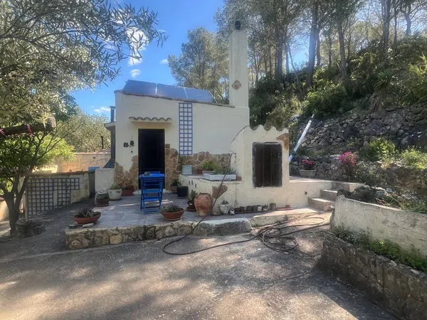 Casa rural en Camino del Taix s/n - Foto 2