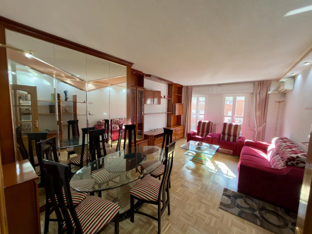 Piso en  Calle de Viridiana 9G