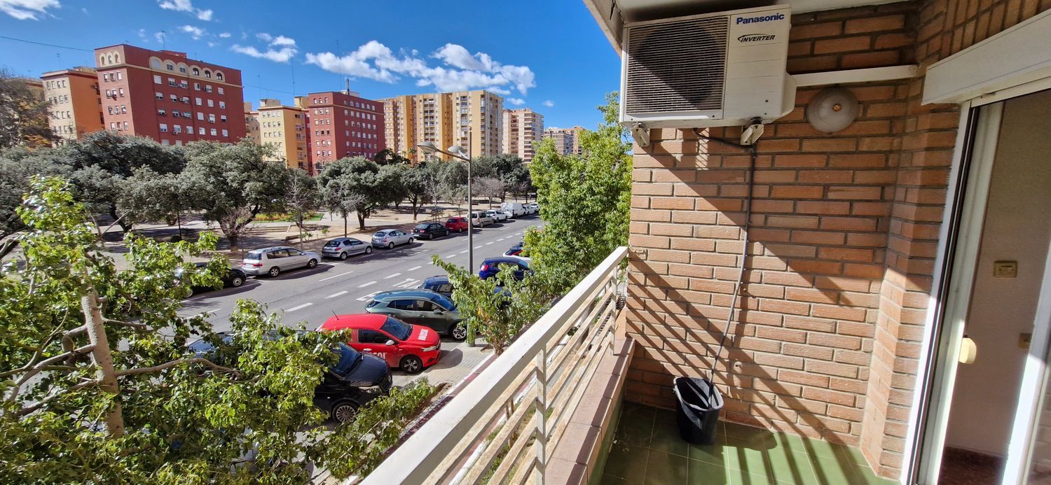 Piso en avenida de Blasco Ibáñez, 149