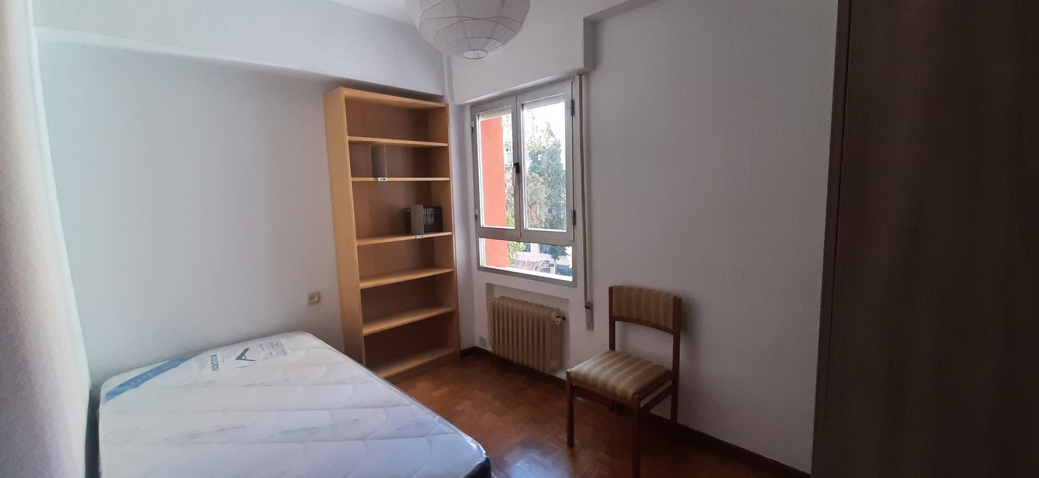 Piso en Barrio Pinar del Rey - Foto 11