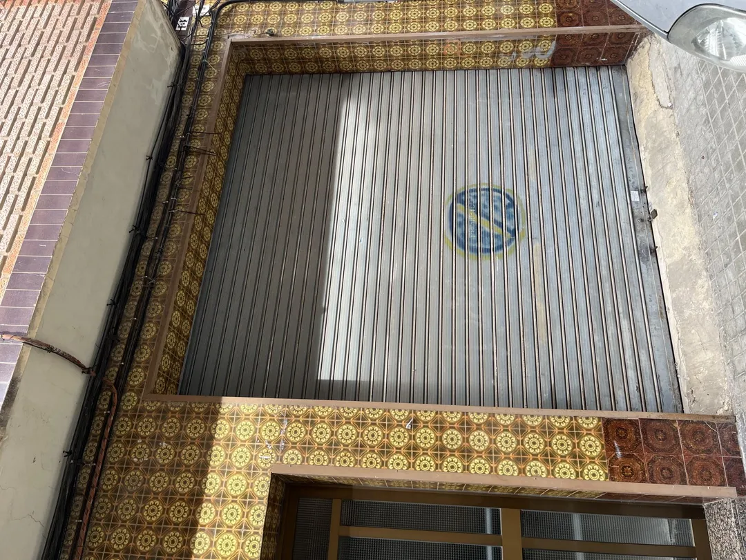 Planta baja en  Carrer de Baix de la Mar 32 - Foto 1