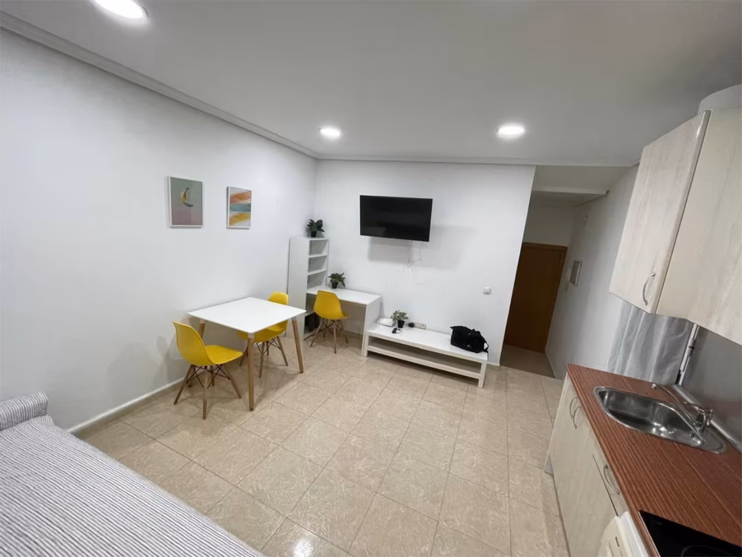 Piso en  Calle de Jesús del Valle 25 - Foto 2