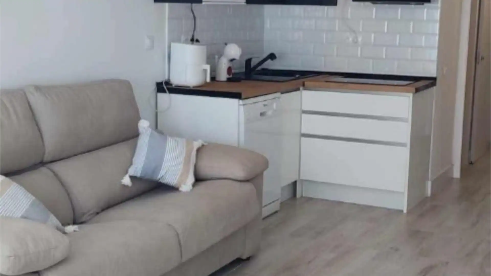 Piso en  Avinguda de la Marina Baixa 13 - Foto 27