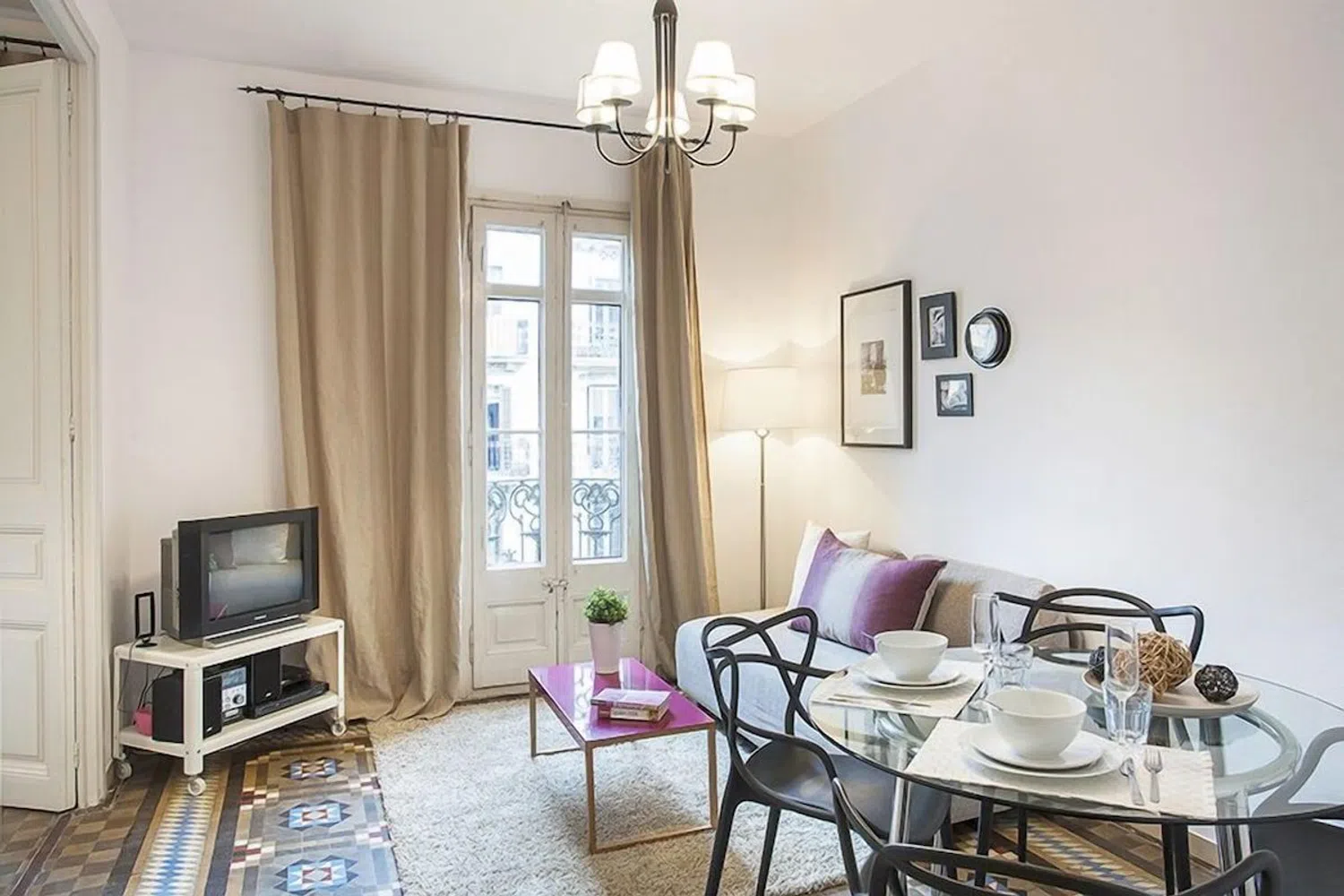 Piso en calle de València, 396 - Foto 2