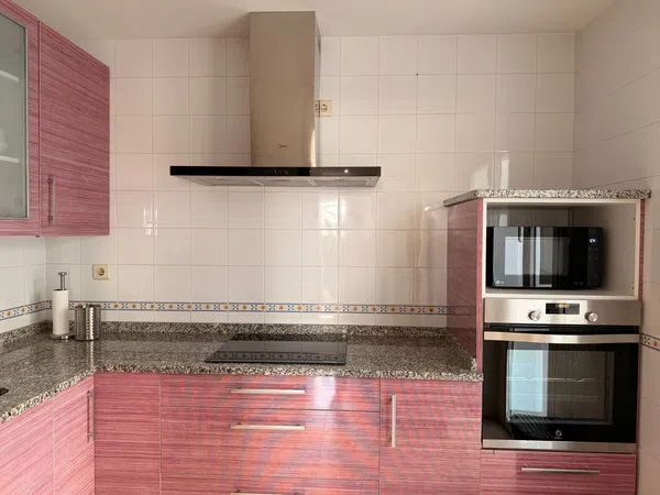 Chalet adosado en Barrio Pozoalbero - Foto 6