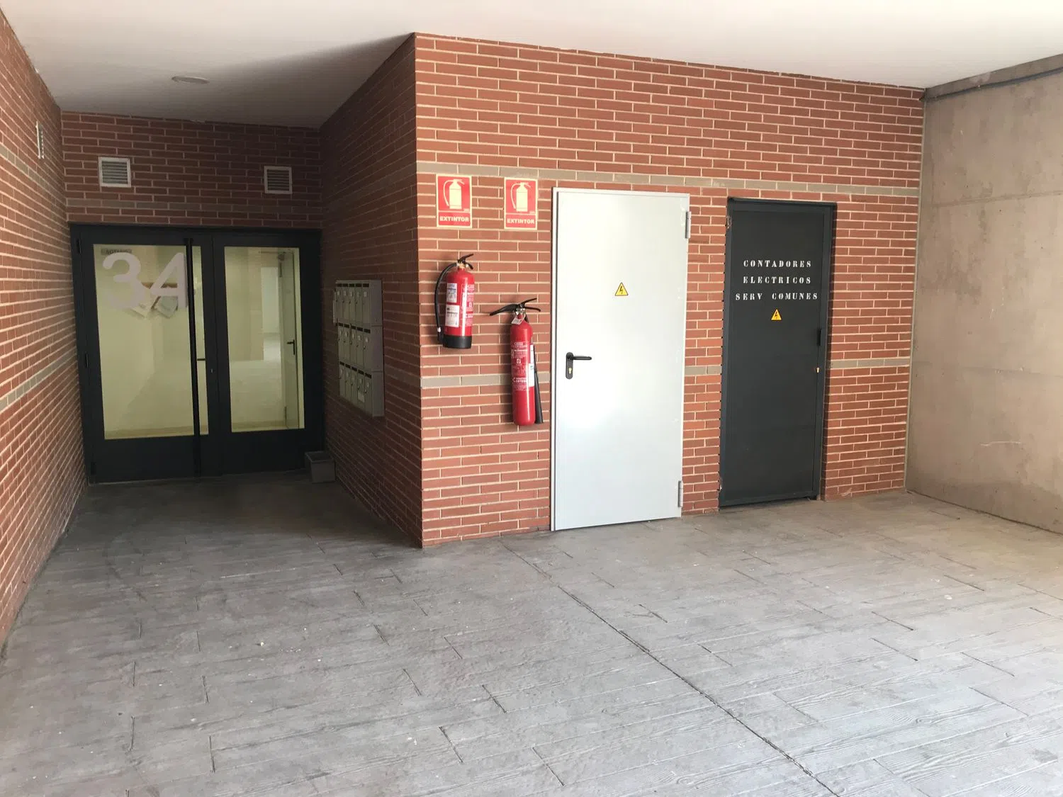 Piso en calle Moreno Torroba, 34 - Foto 2